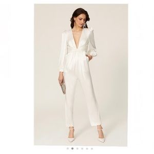 Plunge Neck Long Sleeve Satin Jumpsuit
MAC DUGGAL